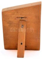 1948. "A legnehezebb időben végzett jó munkáért" Br plakett támasztékkal ellátott falapon ...