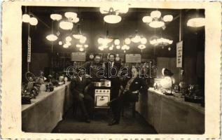 Sopron, üzlet belső, villamoscikkek, photo (ragasztónyom / gluemark)