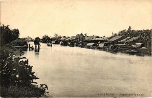 Sóc Trang, entry of the canal, boats (fl)