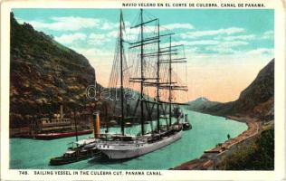 Panama Canal, Sailing vessel in the Culebra cut, steamship