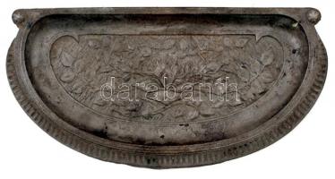 Gazdagon díszített öntöttvas parázsfogó, jelzés nélkül, 22×44 cm