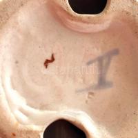 Király lány és a béka, kézzel festett, jelzett (König), hibátlan, m:18 cm