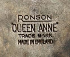 cca 1930-1950 Ronson Queen Anne ezüstözött benzines öngyújtó, No 850881, 8x7x3 cm /
cca 1930-1950 Ro...