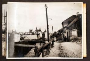 cca 1930-1940 Egyedülálló Tabán fotó és képeslap gyűjtemény. 64 db, nagyrészt eredeti fotó, kisebb r...