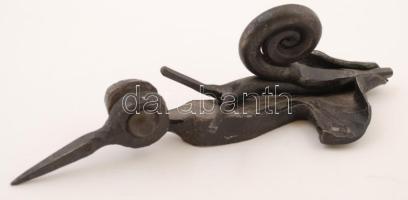 Iparművész csiga, jelzett, kovácsolt vas, h:15,5 cm