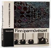 Koós Judith: Finn iparművészet. A formaalkotás új útjai. Budapest, 1971, Képzőművészeti Alap Kiadóvállalata. Dedikált példány, a szerző fényképével! Kiadói egészvászon kötésben fedőborítóval. Jó állapotban.