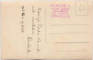 1928 Forché Román és Tsa magyar királyi udvari fényképész (Gödöllő) fotólapja egy családról, pecsétt...