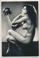 cca 1960 Ketten vagyunk, finoman erotikus fénykép kartonra ragasztva, 10x7 cm / cca 1960 Erotic photo, 10x7 cm