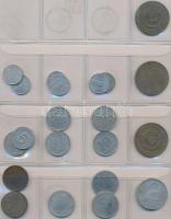 288 db-os vegyes magyar és főleg külföldi érmegyűjtemény érmetartó albumban T:vegyes
288pcs of diff....