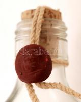 Dekoratív türelem üveg belsejében vitorláshajóval, h: 21 cm