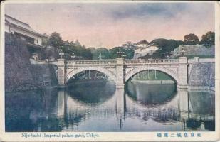 Tokyo, Imperial palace gate (Rb)