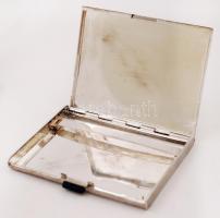 Ezüst (Ag.) cigarettatárca, jelzett, mesterjeggyel (Bava), nettó:164 g, 8×10 cm