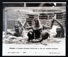 1985-1989 65 db MTI sajtófotó a rendszerváltás éveinek hangulat krónikájával