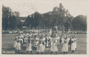 Trencsén, népi ünnepség, vár / folklore celebration, castle