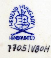 Virágmintás Herendi porcelán tálka, kézzel festett, jelzett, apró kopásnyomokkal, 13,5×9 cm