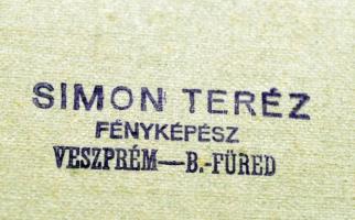 cca 1932-1948 Bp., A Magyar Fájdalom szobra, eredeti helyén, a Nemzeti Bank előtt a Szabadság téren,...