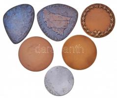 6db klf szocialista emlékérem és plakett, közte ~1960. "Eredményes propaganda munkáért" Br...