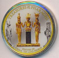 Egyiptom 2010. 1Ł "Izisz, Ozirisz, Hórusz szobrai" multicolor T:1-,2  Egypt 2010. 1 Pound "Statues of Osiris, Isis and Horus" multicolor C:AU,XF