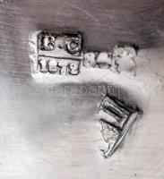 Antik orosz (Moszkva, 1872) ezüst(Ag) vodkás pohár cizellált virág díszítéssel, jelzett, mesterjelle...