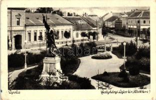 Tapolca Batthyányi Lajos tér (hősök tere) hősi emlékművel, villanyszerelővel és mezőgazdasági üzlettel (EK)