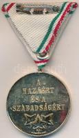 ~2000. "1956-os Emlékérem / A hazáért és a szabadságért" aranyozott, zománcozott nem hivat...
