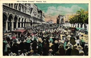 Los Angeles, Venice, crowd (b)