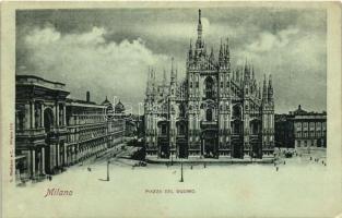 Milan, Milano; Piazza del Duomo (gluemark)