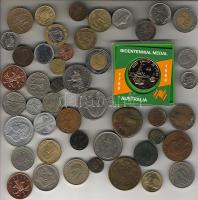 Érdekes kis hagyaték tétel, Rómától a modern korig, egész világ 47 klf db T:1,2,3,4