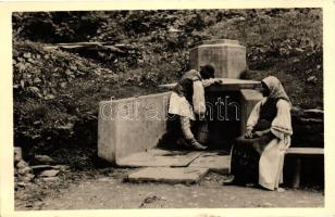 Bethlen, kút / well, folklore photo