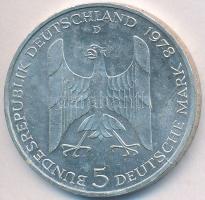 NSZK 1978D 5M Ag "Gustav Stresemann" T:2
GFR 1978D 5 Mark Ag "Gustav Stresemann"...