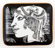 Hollóházi Szász-Jurcsák tárgyak, jelzettek, hibátlanok, összesen: 3 db