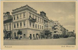 Kolozsvár, Deák Ferenc utca, Dombi, katonai mentőautó / street, shops, military ambulance (EK)