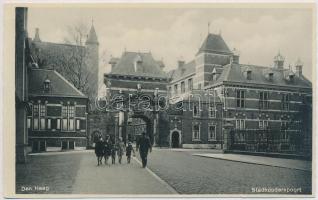 The Hague, Den Haag; Stadhouderspoort / gate (wet damage)