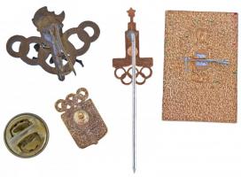 ~1970-1980. 4db klf fém olimpiai jelvény T:1-2
~1970-1980. 4pcs of diff metal olympic badges C:UNC-X...