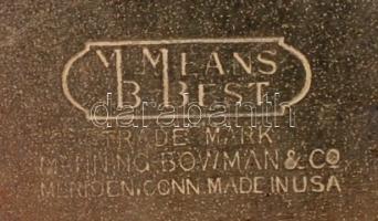 1 db áttört fém tányér, "Means Best" jelzéssel, d: 25 cm + talpas fém tál, jelzés nélkül, ...