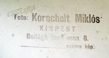 cca 1940 Korschelt Miklós (1900-1982): A győri Révai Miklós Gimnázium ifjúsági sportkörének testgyak...