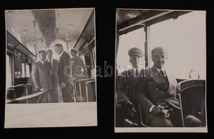 cca 1947 Keresztes Sándor (1919-2013) politikus kormányőri biztosítással egy trolibusz utasaként, Tiszavölgyi József hagyatékából 2 db pecséttel jelzett fotó, 17x13 cm