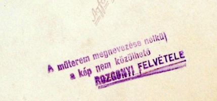 cca 1950 Tolnay Klári (1914-1998) kétszeres Kossuth-díjas színésznő otthonában, kényelmesen olvasgat...