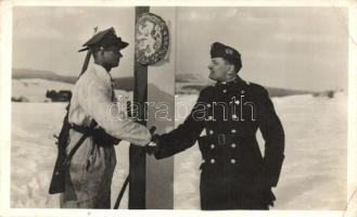 1939 Uzsok, Magyar-lengyel baráti találkozás a visszafoglalt ezer éves határon / Hungarian-Polish meeting near the border (EK)