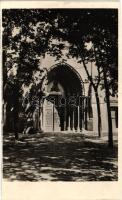 Ipolyság, Római katolikus templom bejárata / entrance of the Roman catholic church