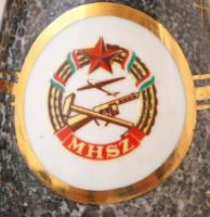 Hollóházi füles díszváza, kézzel festett, jelzett, hibátlan, "Nemzetközi könnyűbúvár verseny Mi...