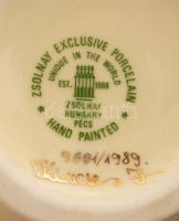 Zsolnay virág mintás váza, kézzel festett, jelzett, hibátlan, m:25,5 cm