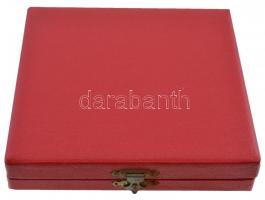 Bognár György (1944-) 1990. "35. Nemzetközi Pénzügyi Torna / Budapest 1990" Br emlékérem t...