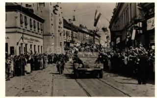 1940 Nagyvárad, bevonulás / entry of the Hungarian troops 'visszatért' So. Stpl