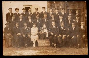 1928 A Vecsési Dalkör csoportképe, 18x11 cm