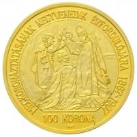 1907. 100K "Ferenc József Megkoronázásának Negyvenedik Évfordulójára" aranyozott Ag utánve...