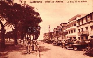 Fort-de-France, Liberty Road, automobiles