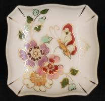 Zsolnay kézzel festett pillangós virágmintás ékszertartó doboz, hibátlan, jelzett, / Handpainted Zso...