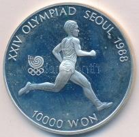 Dél-Korea 1986. 10.000W Ag "1988 Olimpia - Maratoni futás" T:PP ujjlenyomat South Korea 1986. 10.0000 Won Ag "1988 Olympics - Marathon runner" C:PP fingerprint