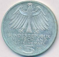 NSZK 1979J 5M Ag "150 éves a Német Archeológiai Intézet" T:1-,2 (exPP) patina
FRG 1979J 5 ...